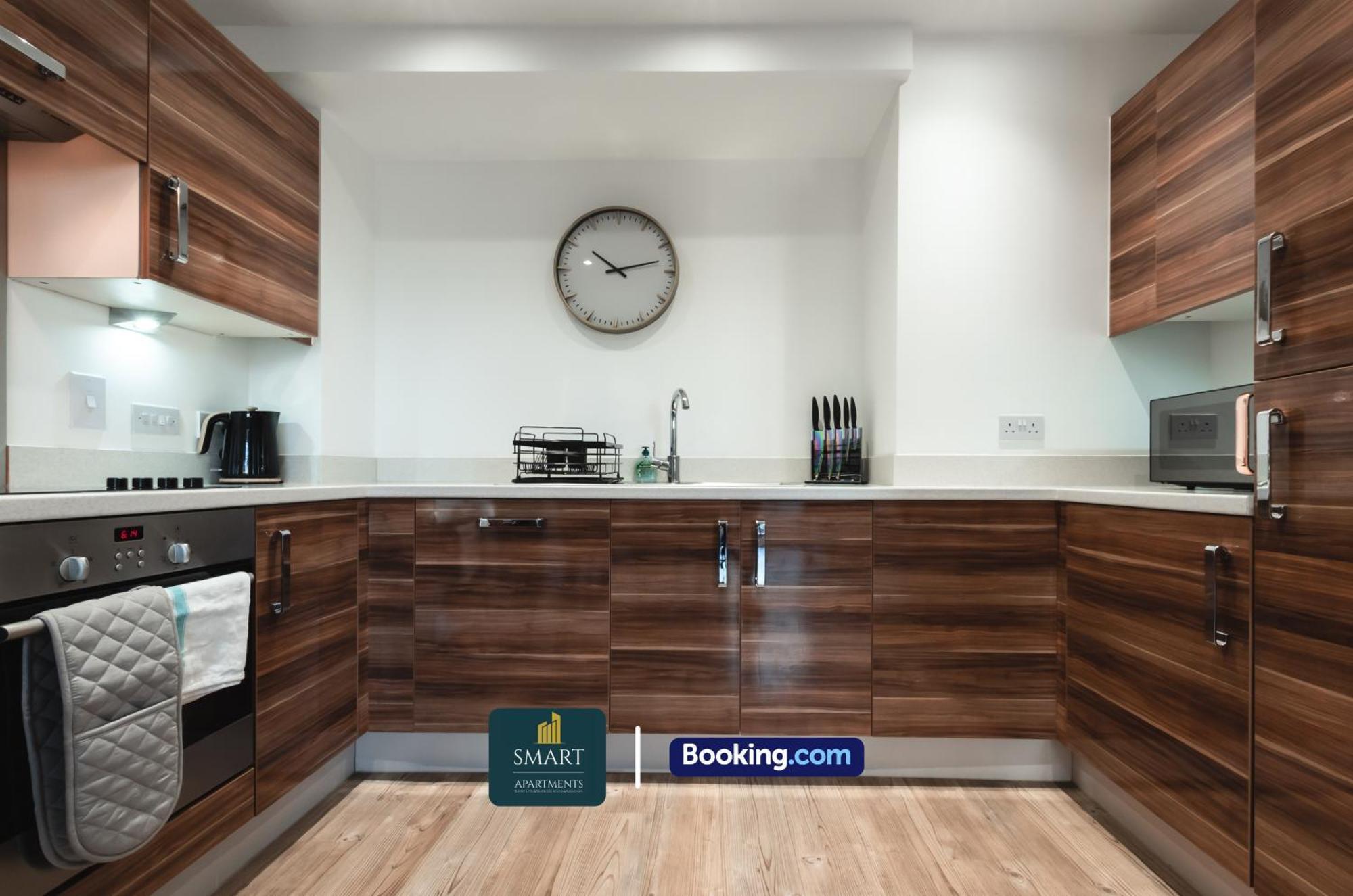 Spacious City Center Apartment By Smart Apartments Short Lets & Serviced Accommodation Apartment Southampton With Free Wifi Екстер'єр фото